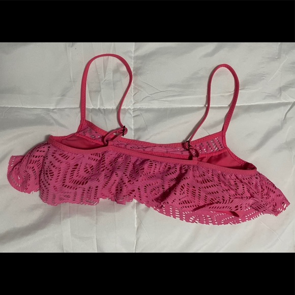 BECCA Just A Peek Pink Bralette (Top) // M - Picture 2 of 3